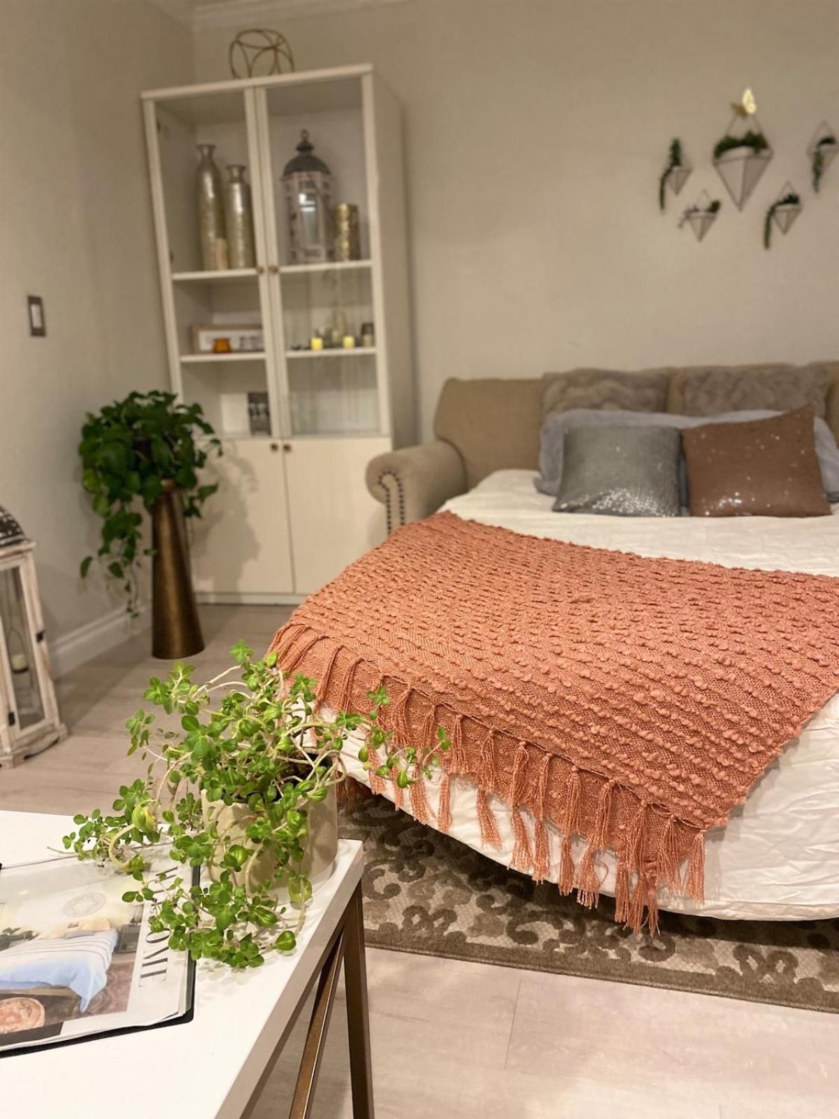 Pink Boho Retreat Holiday home